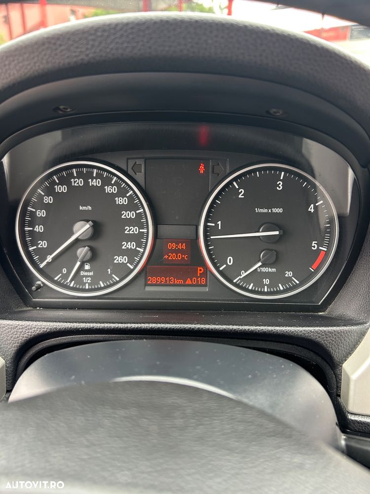 BMW Seria 3 318d Aut. - 8