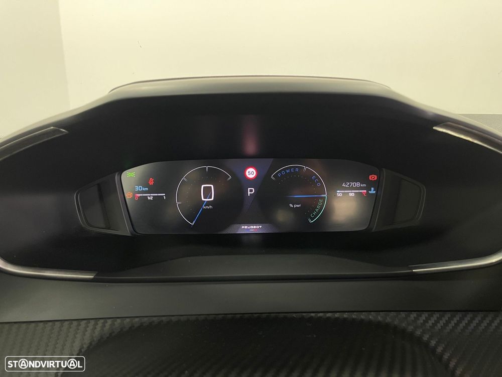 Peugeot 2008 1.2 Hybrid Allure e-DCS6 - 32