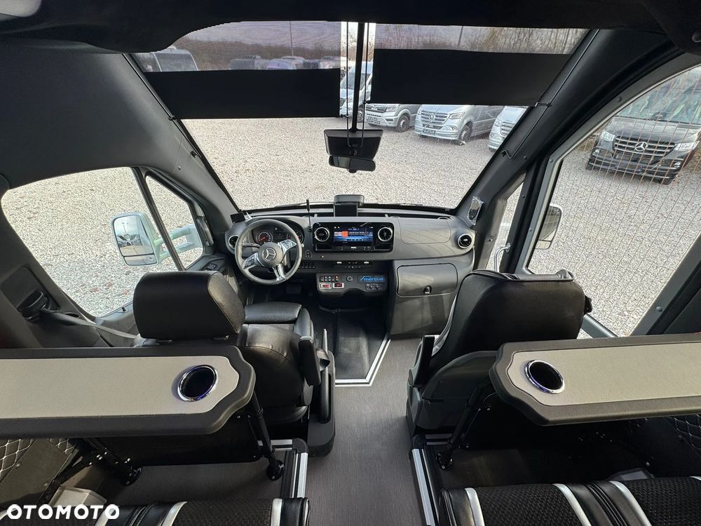Mercedes-Benz Sprinter 519 - 15