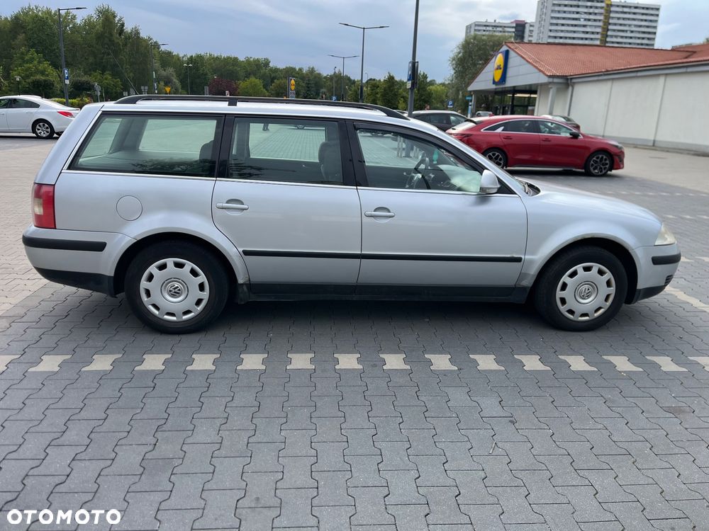 Volkswagen Passat 1.9 TDI Comfortline - 3