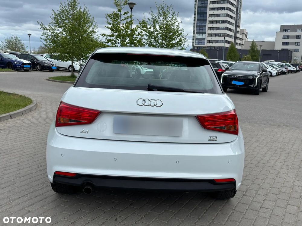Audi A1 Sportback 1.4 TDI (ultra) - 4