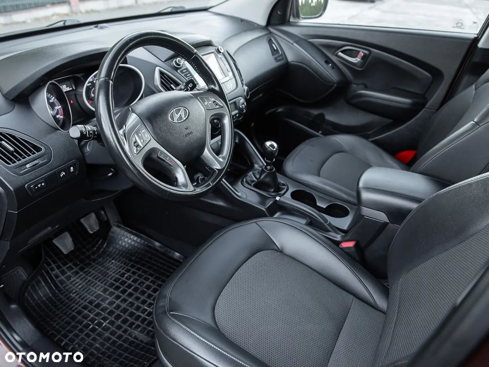 Hyundai ix35 1.6 2WD UEFA EURO 2012 Edition - 15