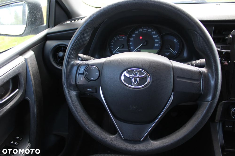 Toyota Corolla 1.6 Active - 8