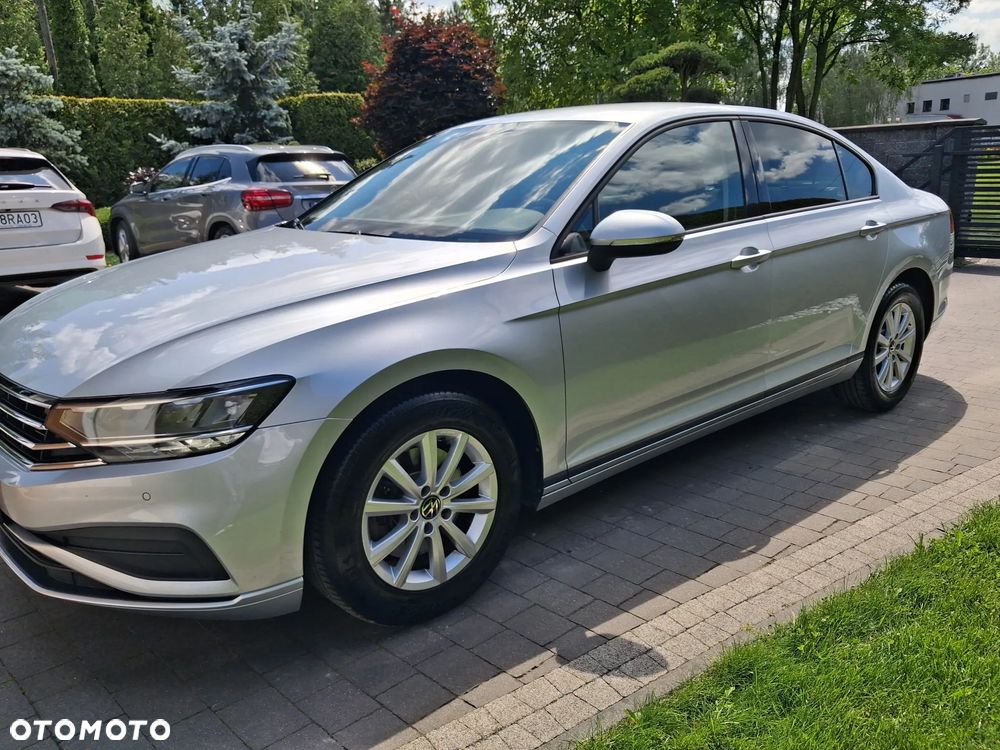Volkswagen Passat 2.0 TDI EVO Business - 35