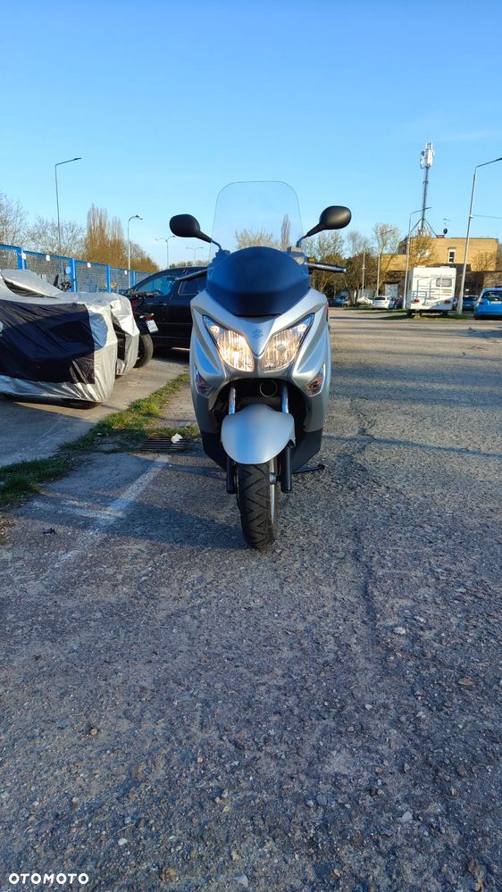 Suzuki Burgman - 17