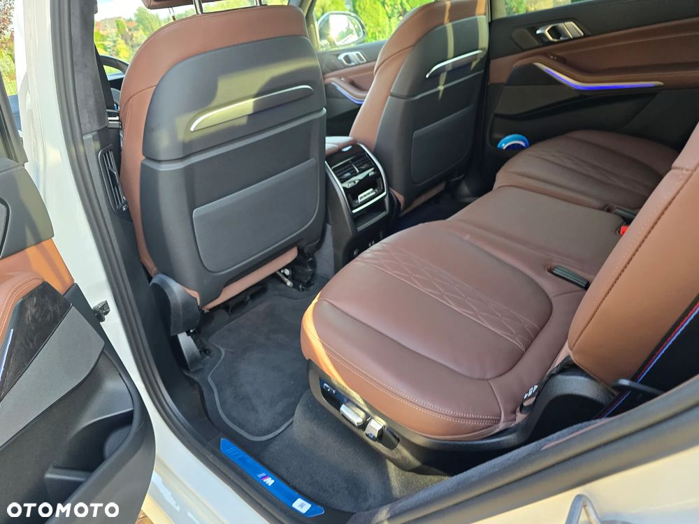BMW X7 - 13
