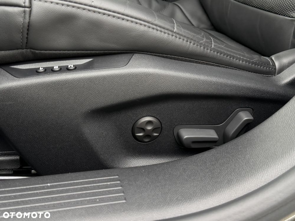 Citroën C5X 1.6 PHEV 180 Feel Pack EAT8 - 23