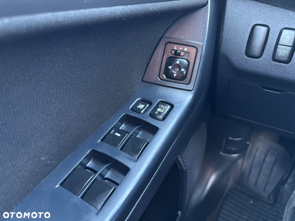Mitsubishi Lancer 1.6 Invite - 21