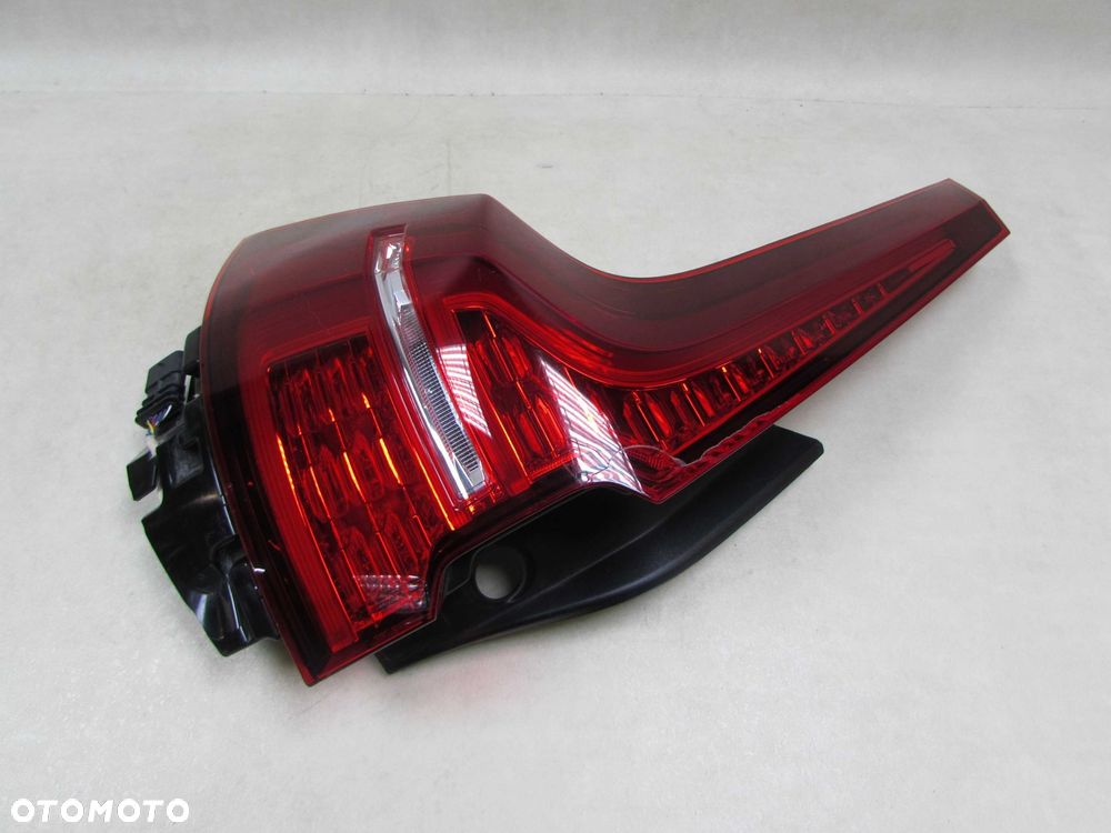 VOLVO V60 II 18- LAMPA TYL LEWA LED 32291358 EUROPA - 5