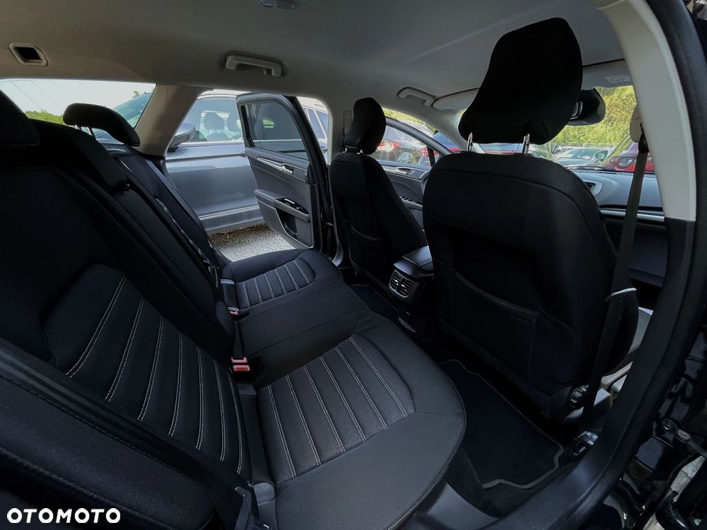 Ford Mondeo SW 2.0 TDCi S&S PowerShift-Aut Titanium - 20