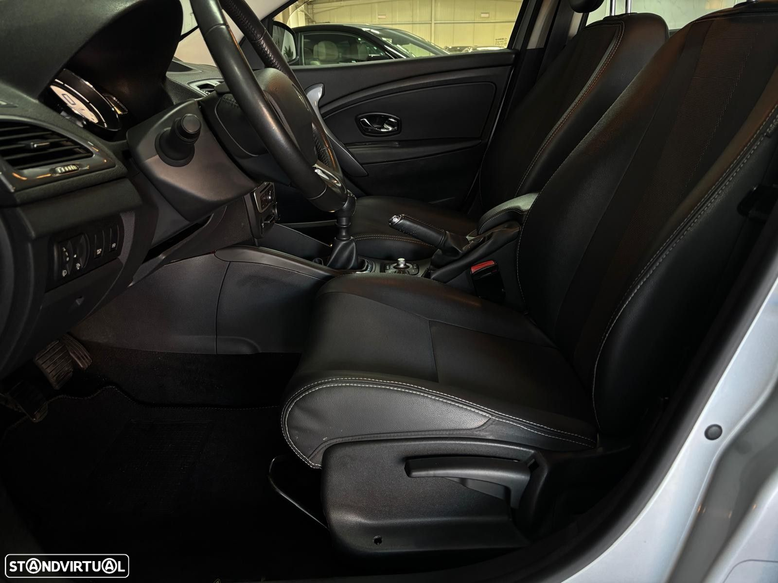 Renault Mégane 1.5 dCi Dynamique S SS - 6