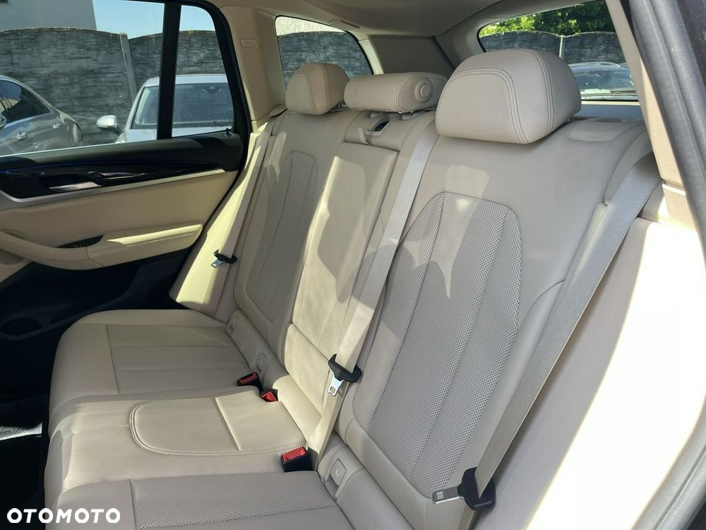 BMW X3 - 15