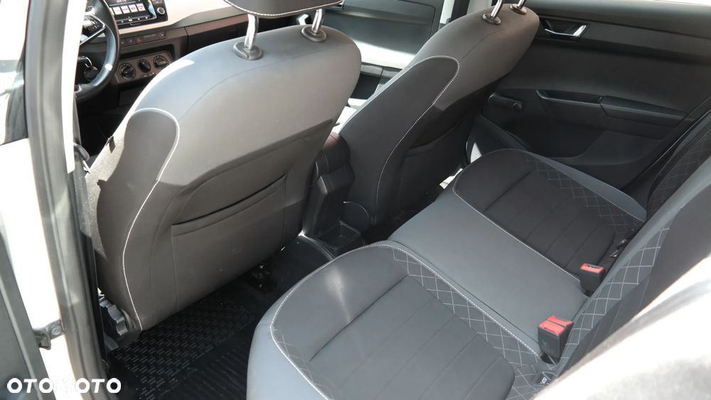 Skoda Fabia 1.0 TSI Ambition Plus DSG - 21