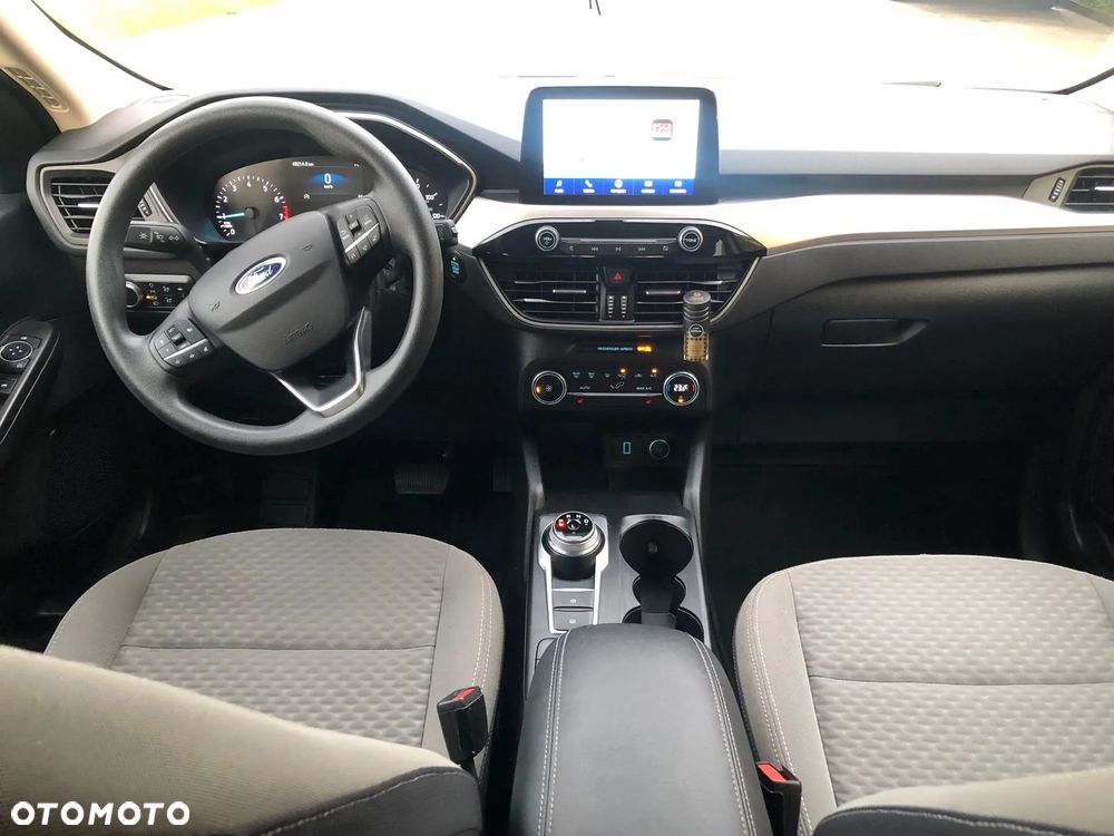 Ford Kuga - 9