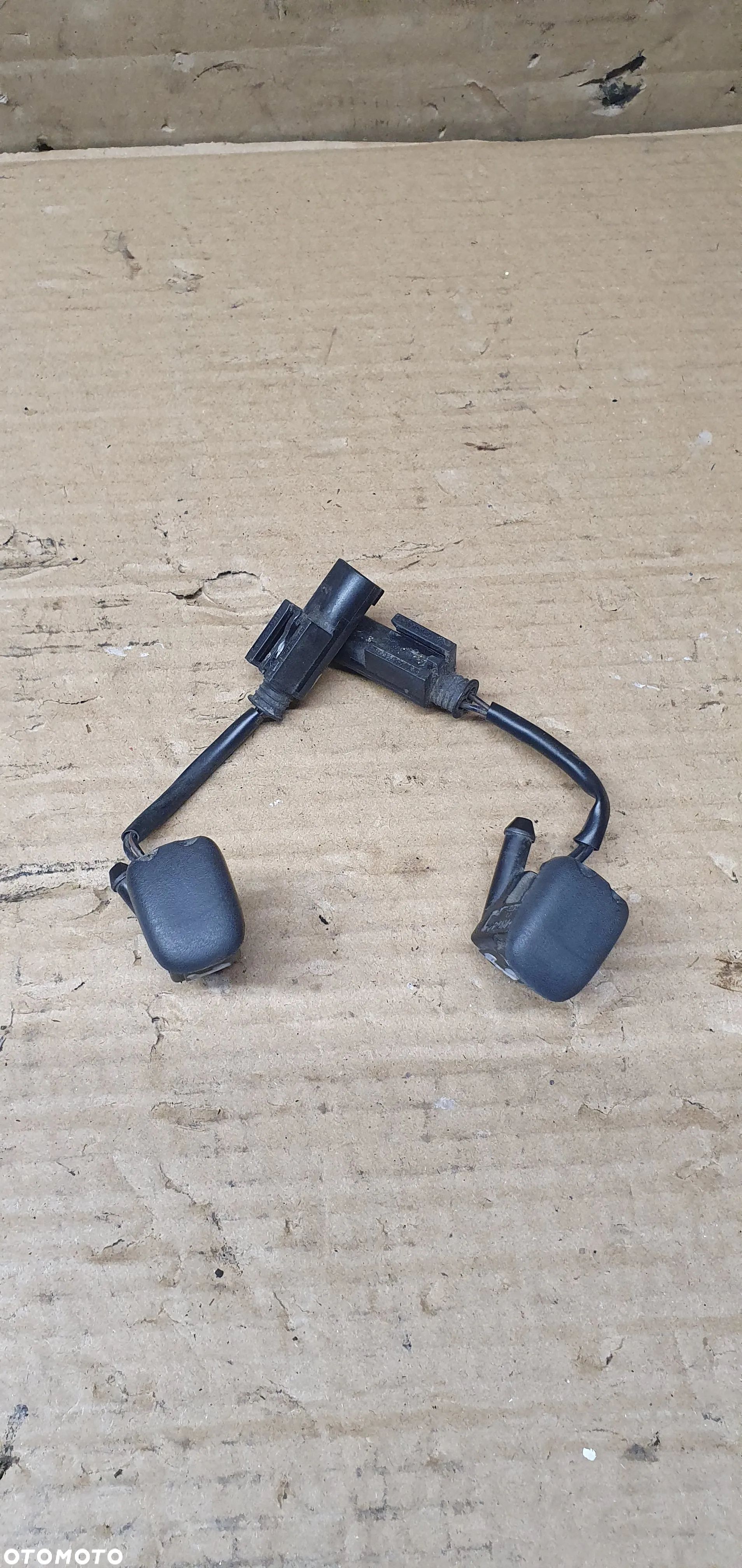 Dysza spryskiwacza podgrzewana spryskiwacz BMW 5 E39 8361042 - 1