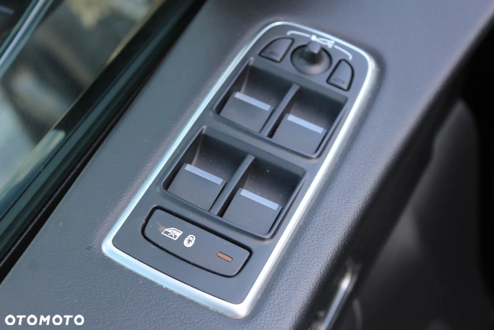 Jaguar F-Pace 3.0 TDV6 AWD R-Sport - 17