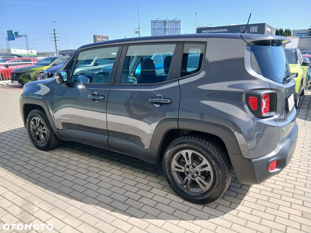 Jeep Renegade 1.5 T4 mHEV Longitude FWD S&S DCT - 11
