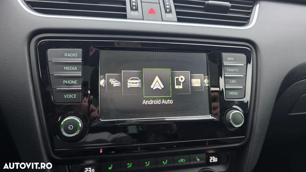 Skoda Octavia 2.0 TDI DSG Style - 14