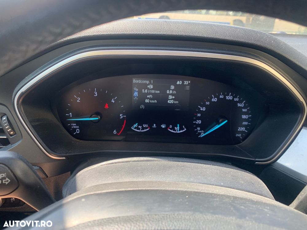 Ford Focus 1.5 TDCi DPF Start-Stopp-System COOL&CONNECT - 9