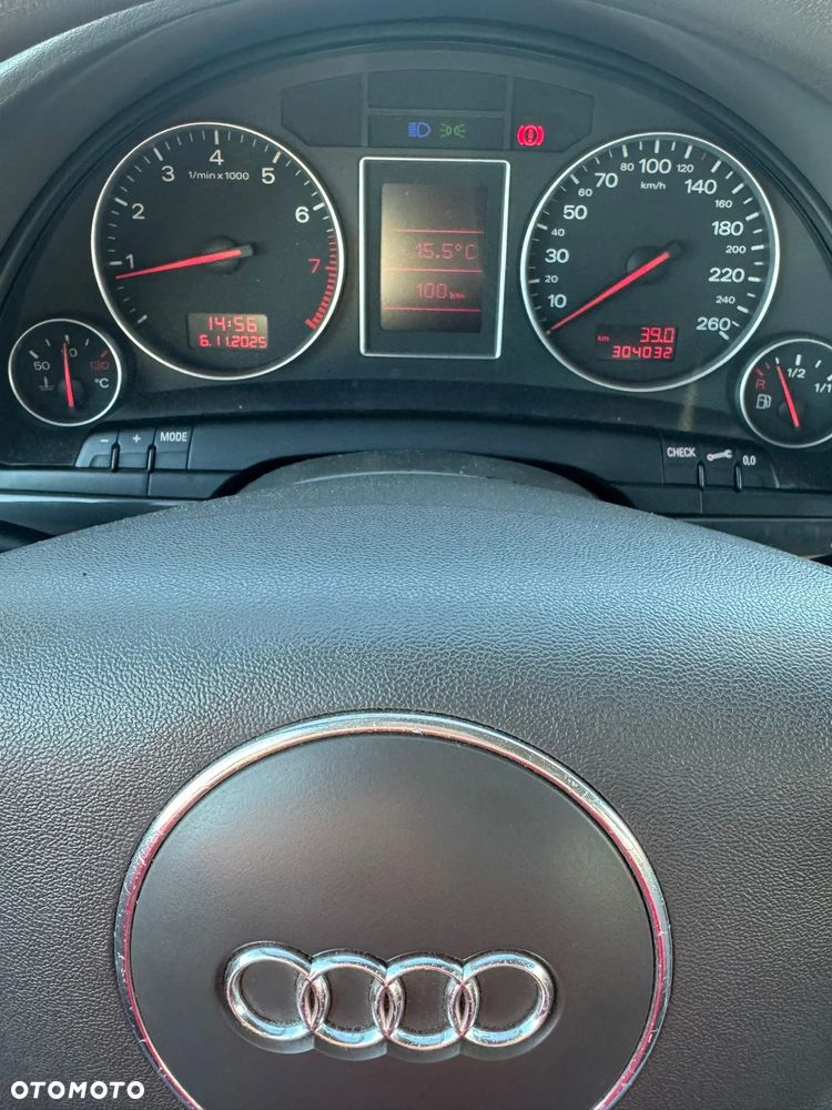 Audi A4 Limousine 2 - 9