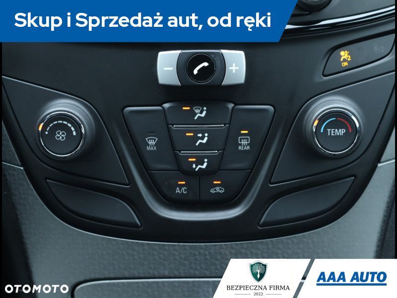 Opel Insignia - 14