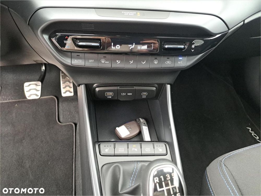 Hyundai Bayon - 15
