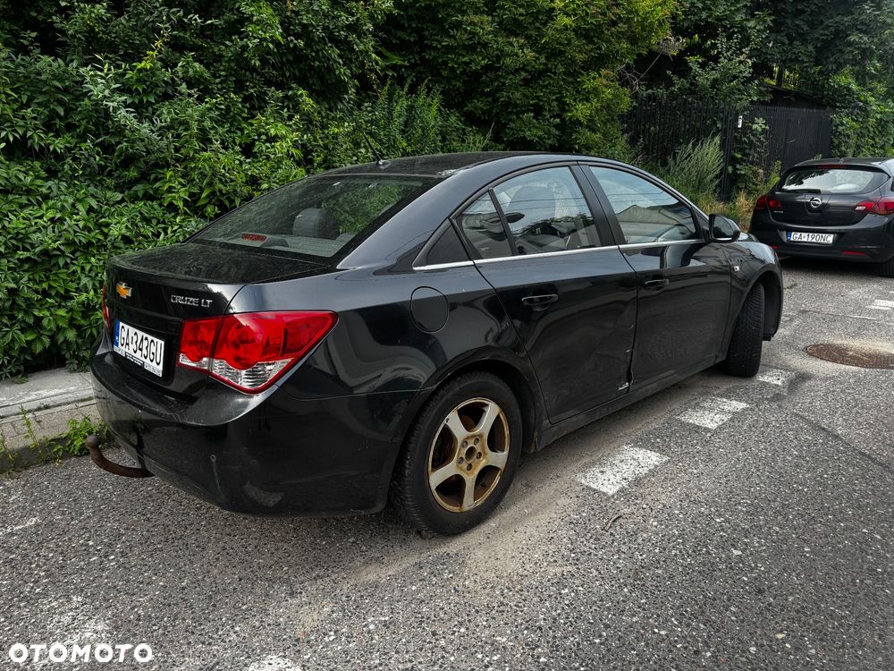 Chevrolet Cruze 1.8 LT - 2