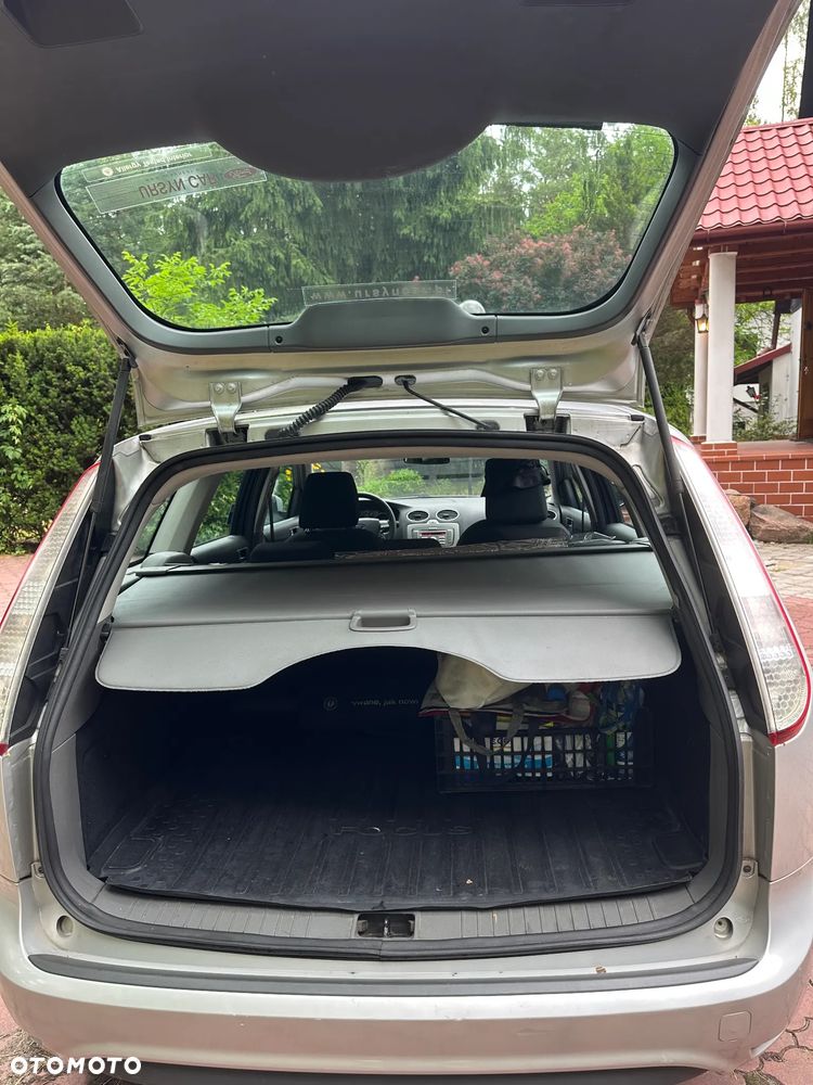 Ford Focus 1.6 Trend - 11
