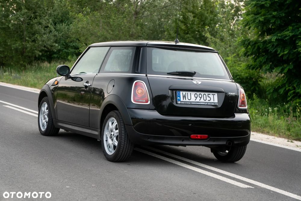 MINI Cooper Standard - 4