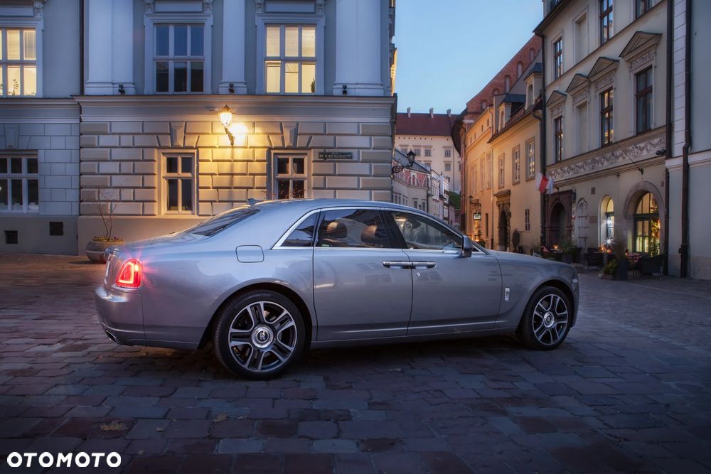 Rolls-Royce Ghost Standard - 4