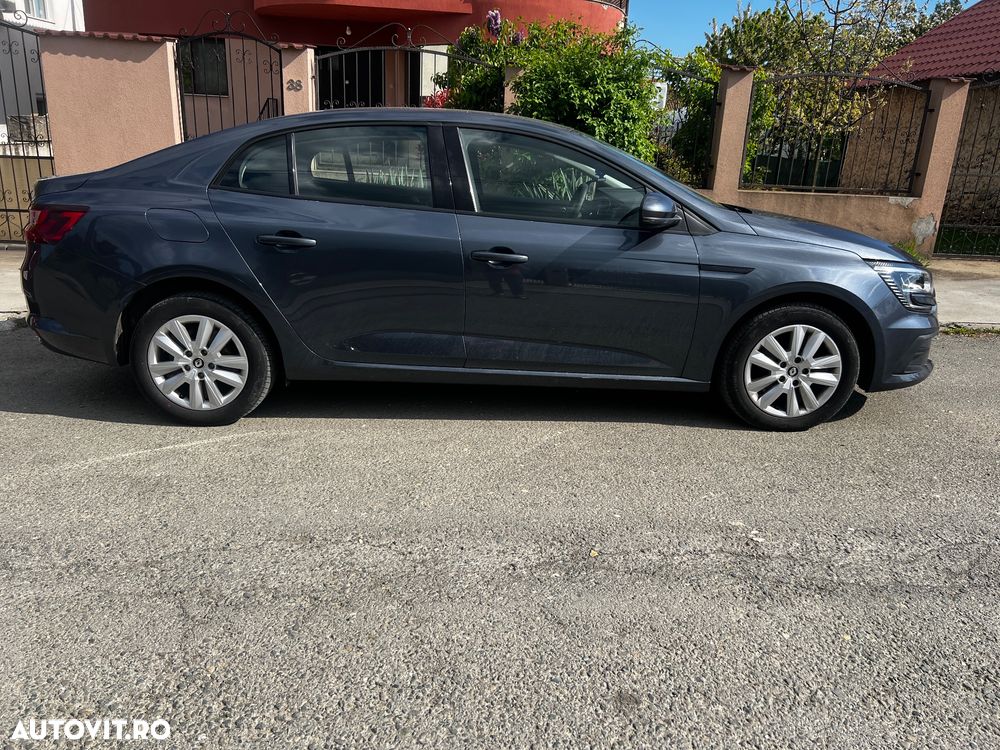 Renault Megane TCe GPF Intens - 4