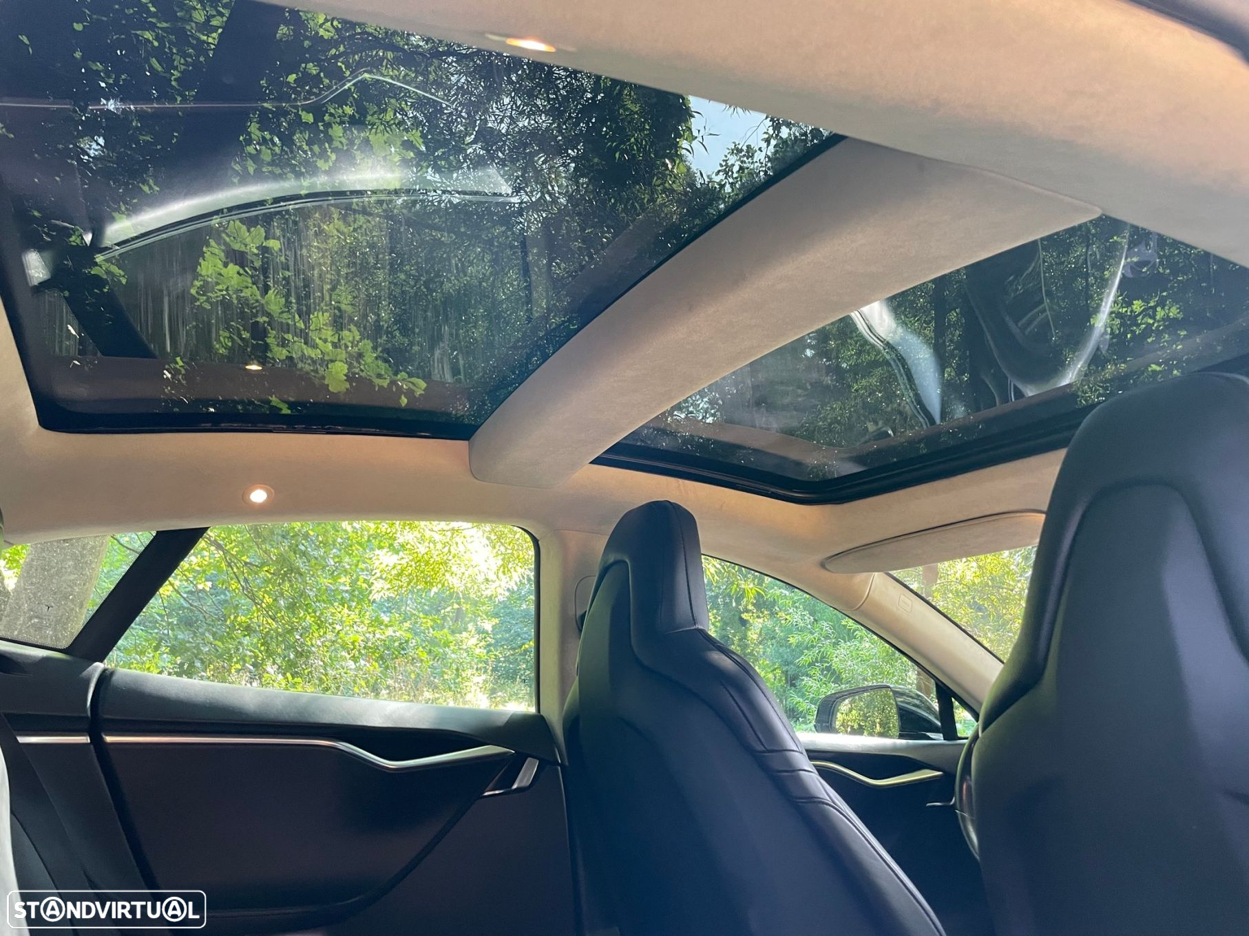 Tesla Model S 90D - 14
