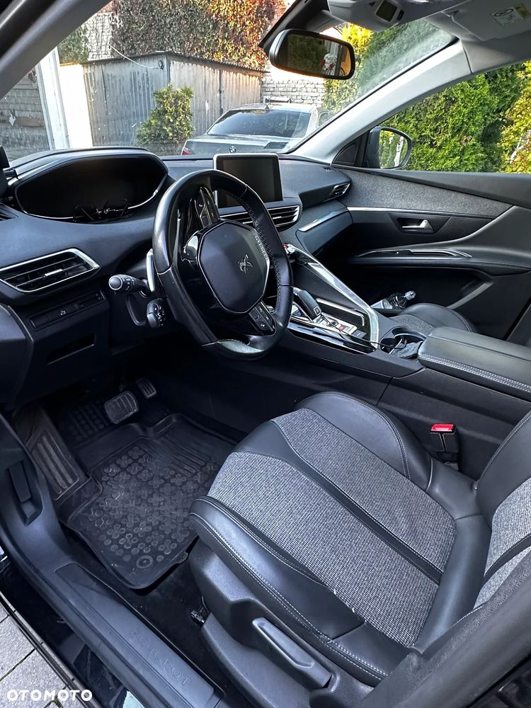 Peugeot 5008 - 12
