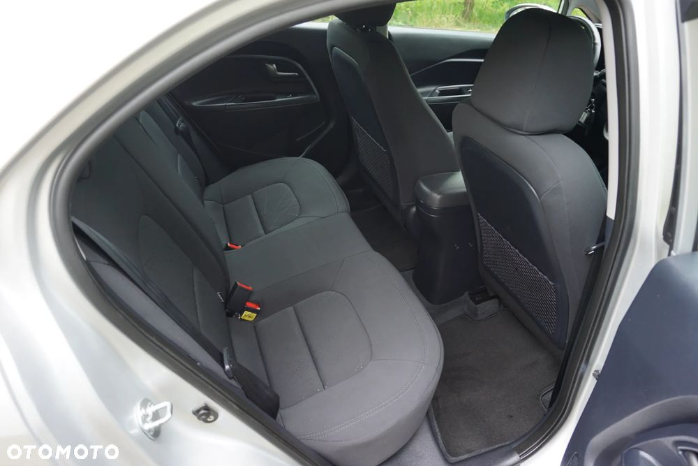 Kia Rio 1.4 Dream-Team Edition - 16