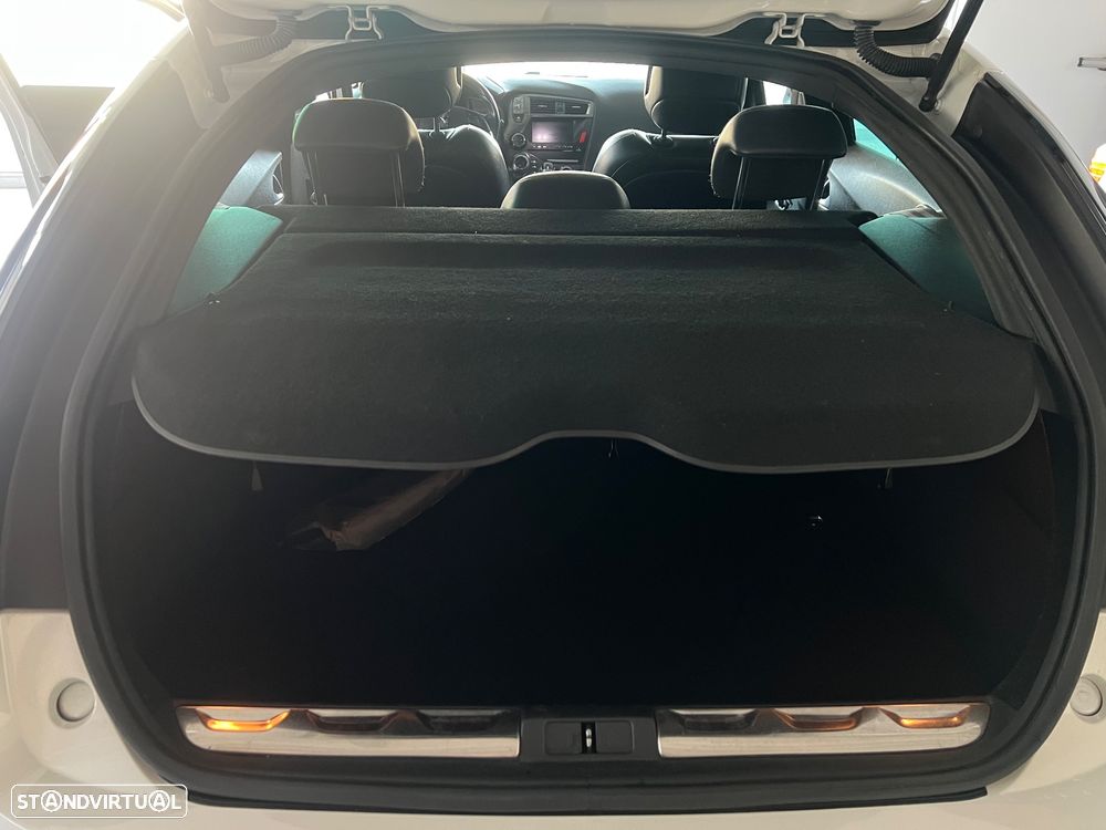 Citroën DS5 1.6 BlueHDi So Chic - 13