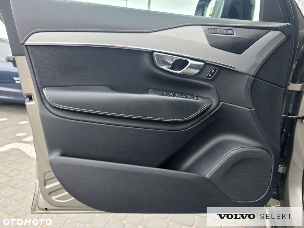Volvo XC 90 - 14
