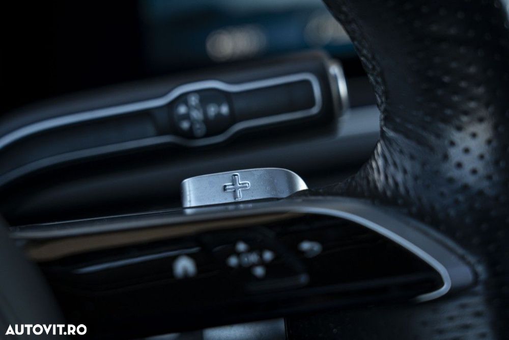 Mercedes-Benz GLS - 20