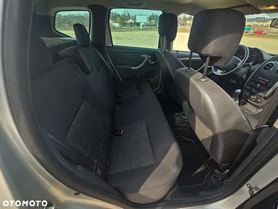 Dacia Duster 1.6 16V 105 4x2 Essentiel - 17