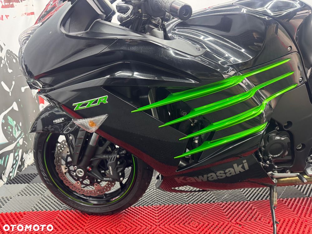 Kawasaki ZZR - 12