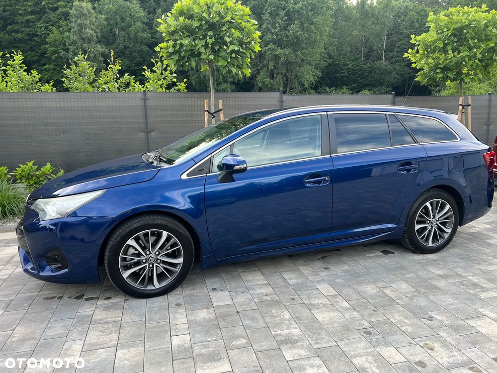 Toyota Avensis 2.0 D-4D Prestige - 14