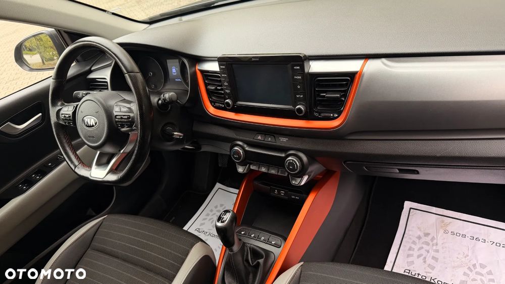 Kia Stonic - 34
