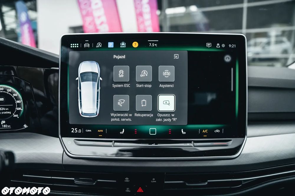 Volkswagen Golf - 17