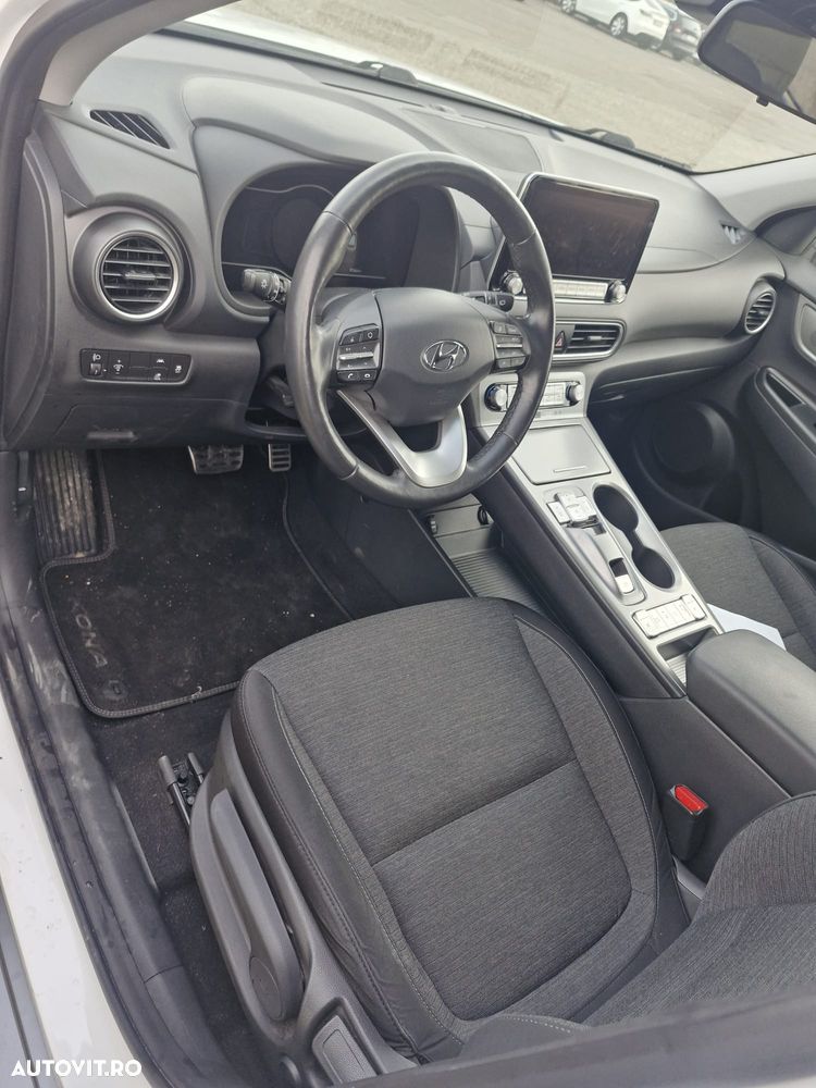 Hyundai KONA Advantage - 6