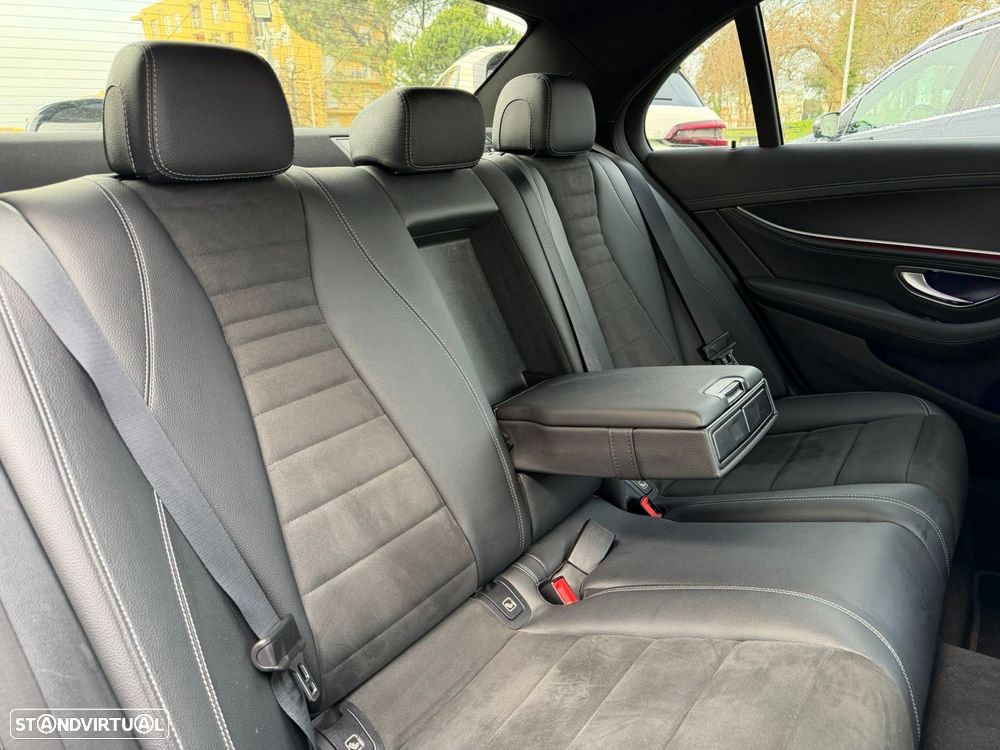 Mercedes-Benz E 300 de AMG Line - 22