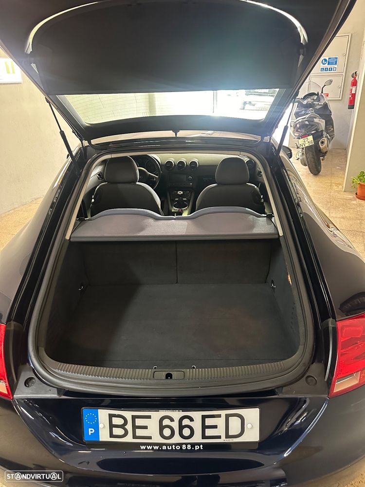 Audi TT Coupé 2.0 TDI quattro - 22