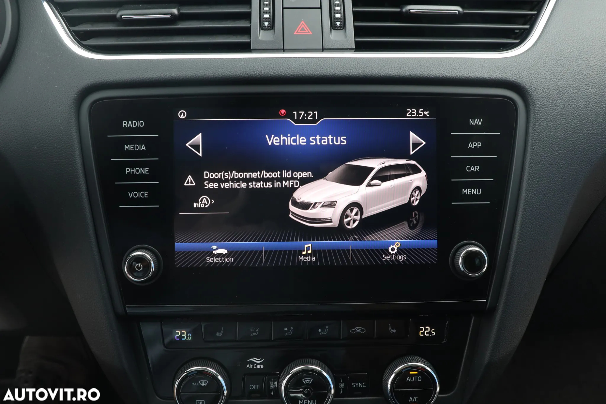 Skoda Octavia Combi Diesel 1.6 TDI DSG Style - 14