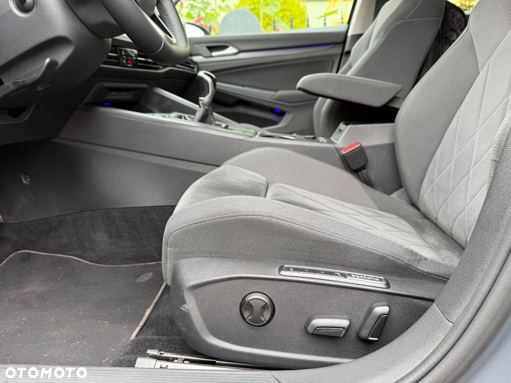 Volkswagen Golf 1.5 TSI EVO Style - 8