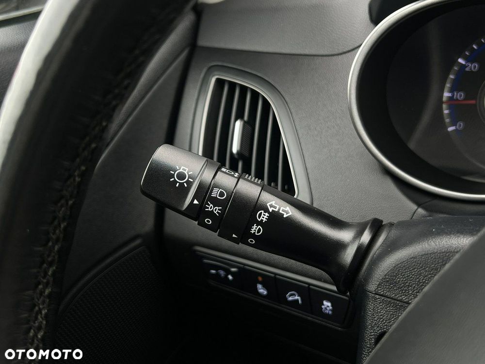 Hyundai ix35 - 24