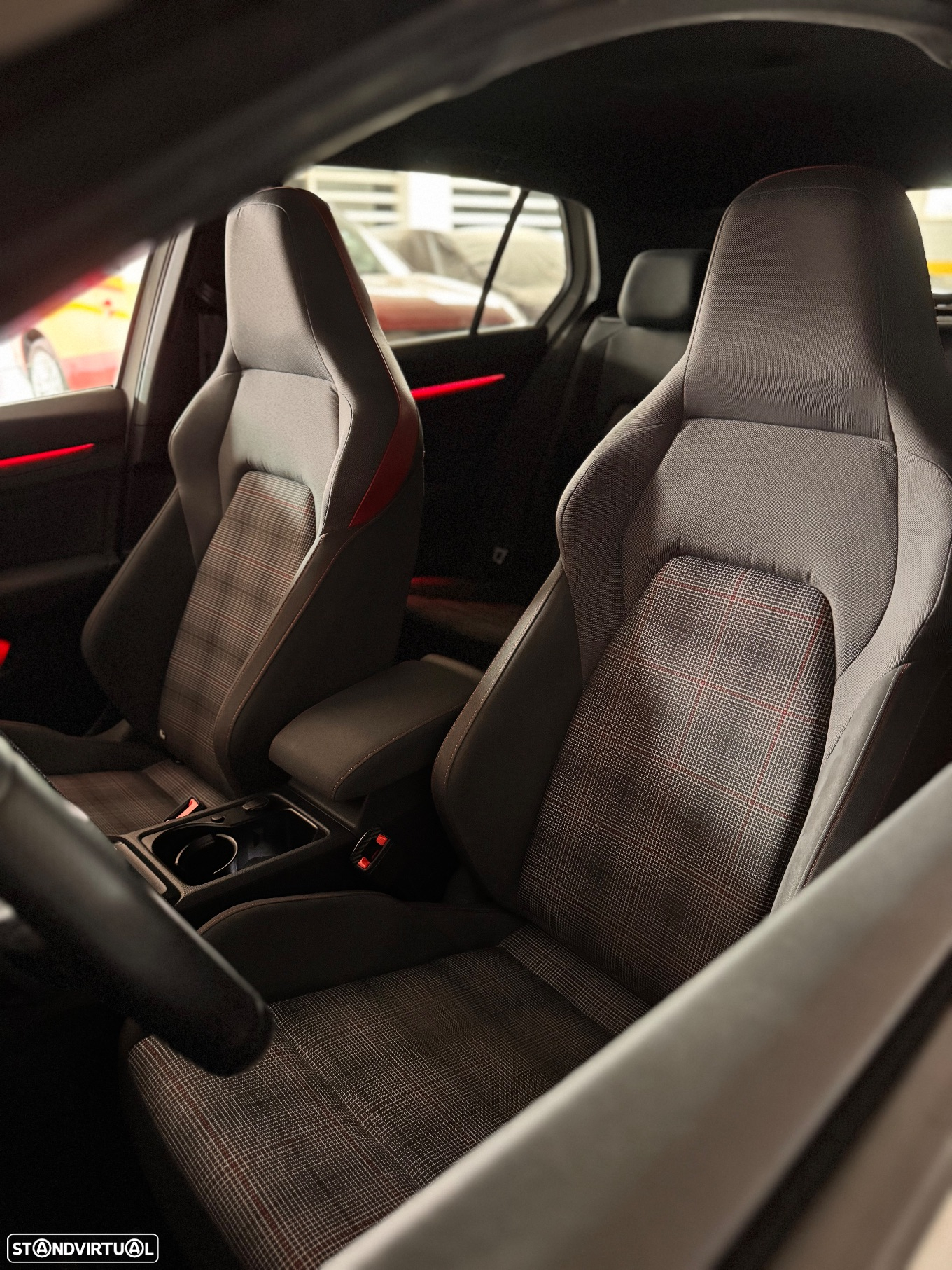 VW Golf 2.0 TSI GTI DSG - 30