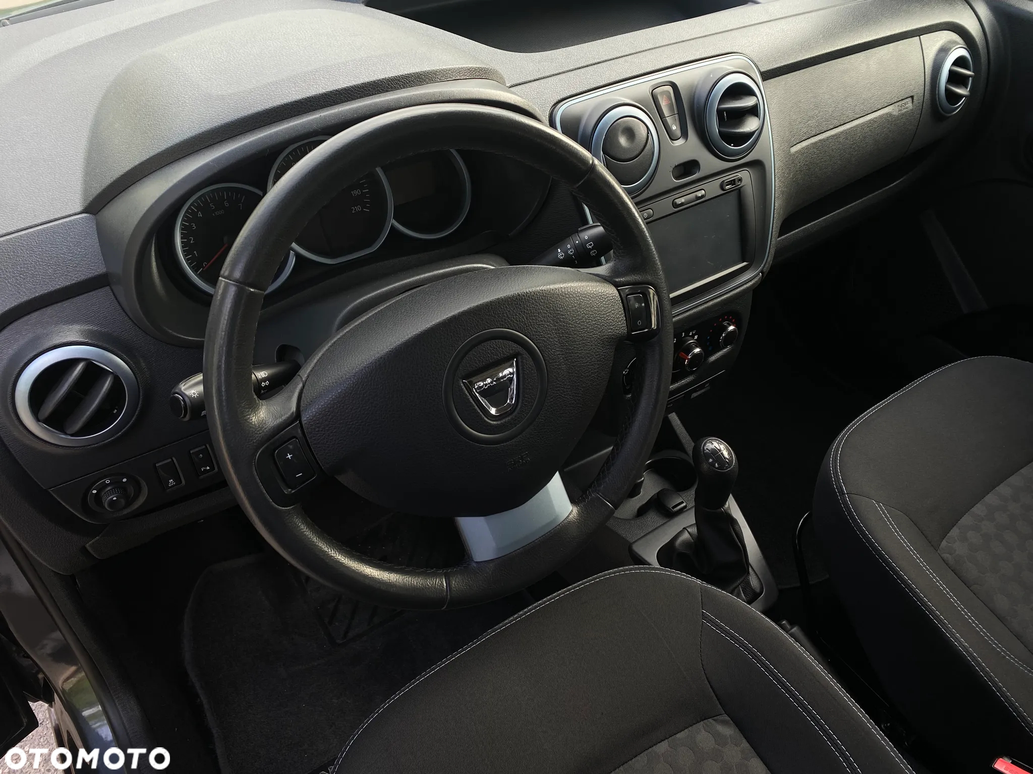 Citroën Berlingo Multispace VTi 120 SELECTION - 29
